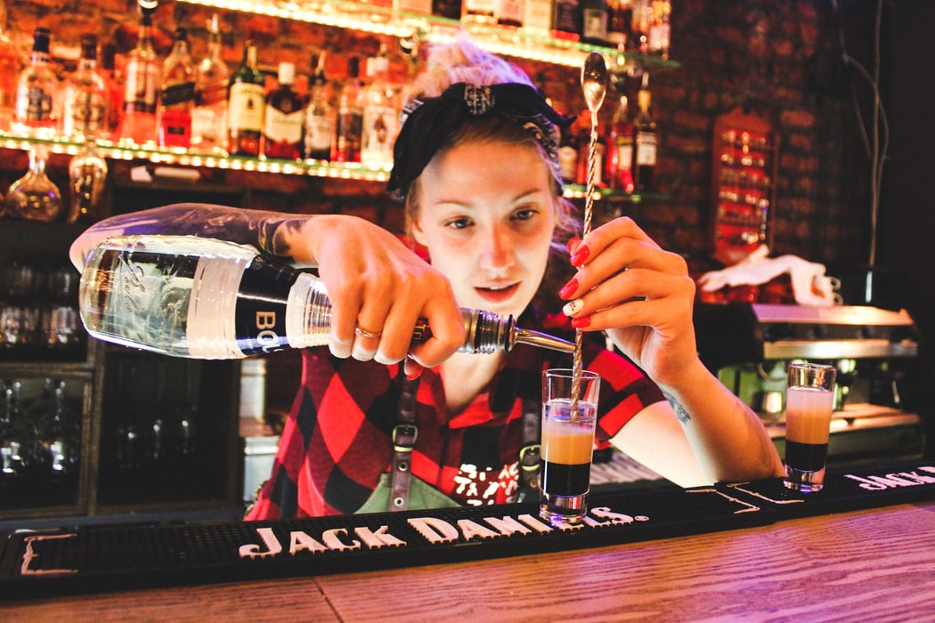 Bartender là gì