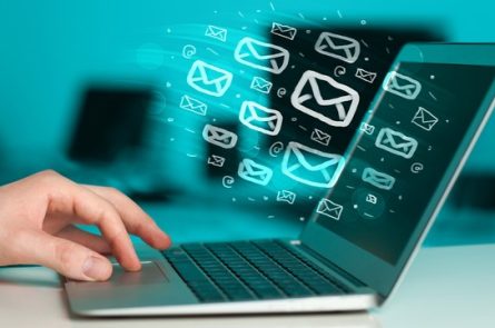 4 lý do khiến bạn phải xây dựng một bản tin email thường xuyên