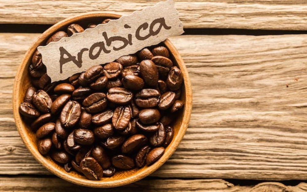 https://nhadatnew.com/wp-content/uploads/2024/08/ca-phe-hat-arabica-1.jpg