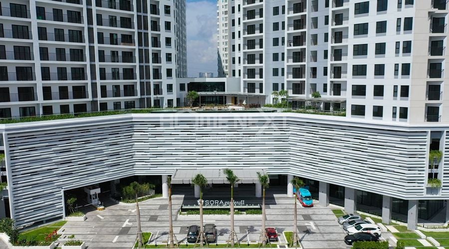 Khu vực lối ra vào chung cư và khu vực vào tầng hầm để xe của Sora Gardens 2